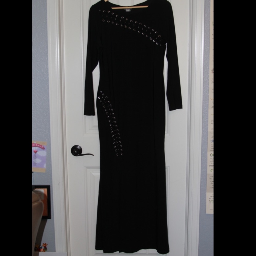 VENUS Black Maxi Dress with Metal Detail